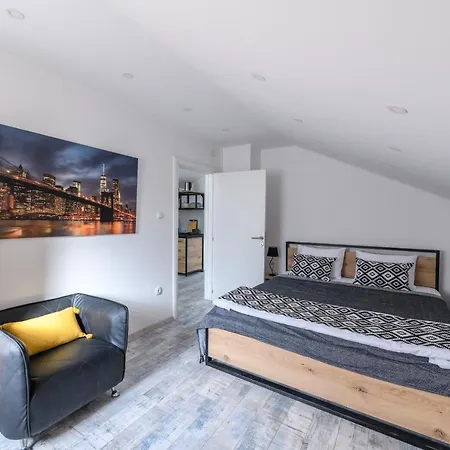Skadarlija, La Vista Appartement