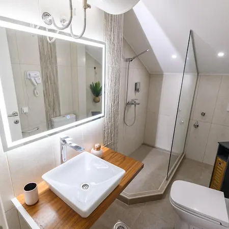 Skadarlija, La Vista Apartment